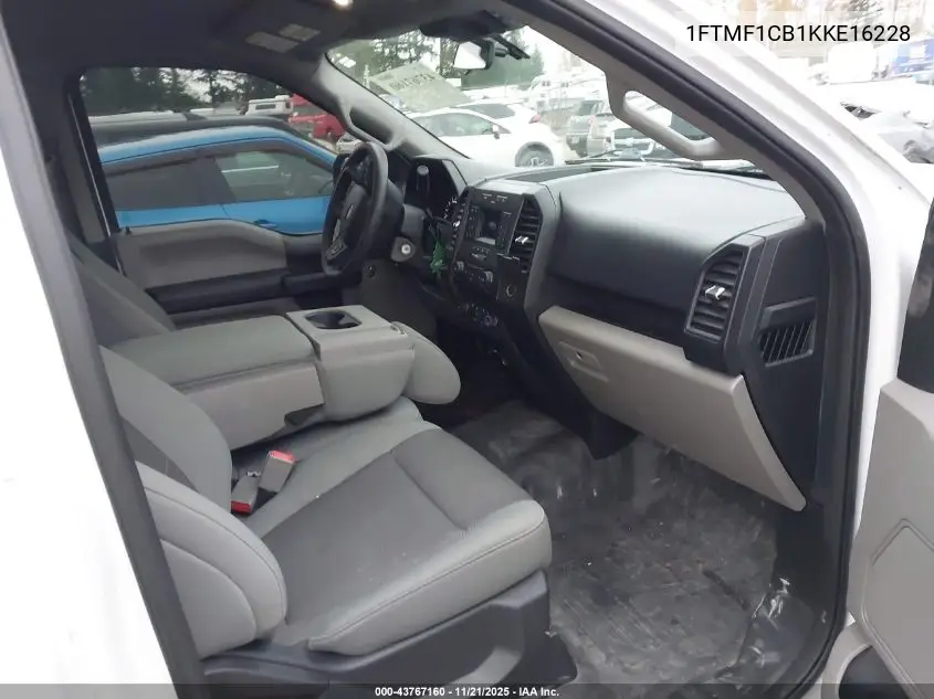 1FTMF1CB1KKE16228 2019 Ford F-150 Xl