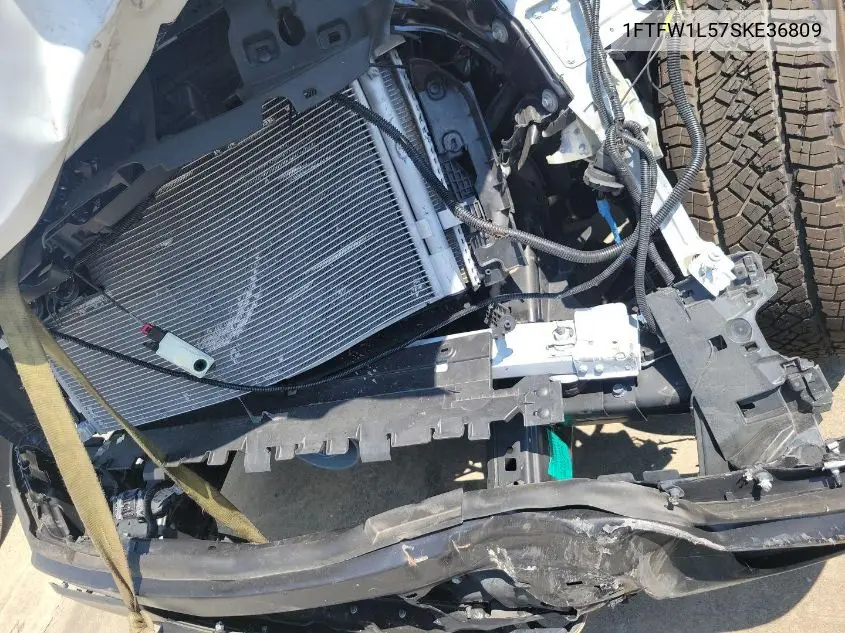 1FTFW1L57SKE36809 2025 Ford F-150 Xl