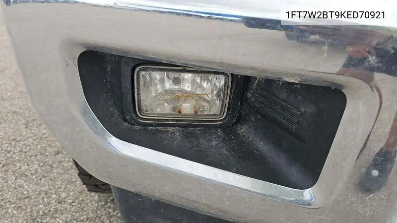 1FT7W2BT9KED70921 2019 Ford F-250 Lariat
