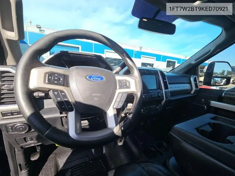 1FT7W2BT9KED70921 2019 Ford F-250 Lariat