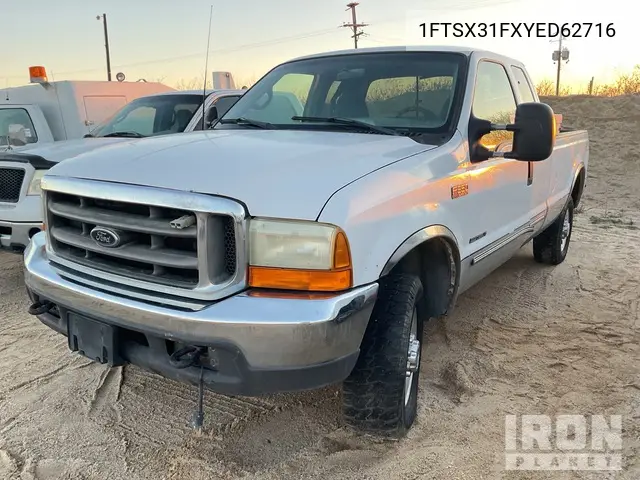 1FTSX31FXYED62716 2000 Ford F-350 2000 Ford F-350 Xlt 4X4 Extended Cab Pickup (Inoperable)