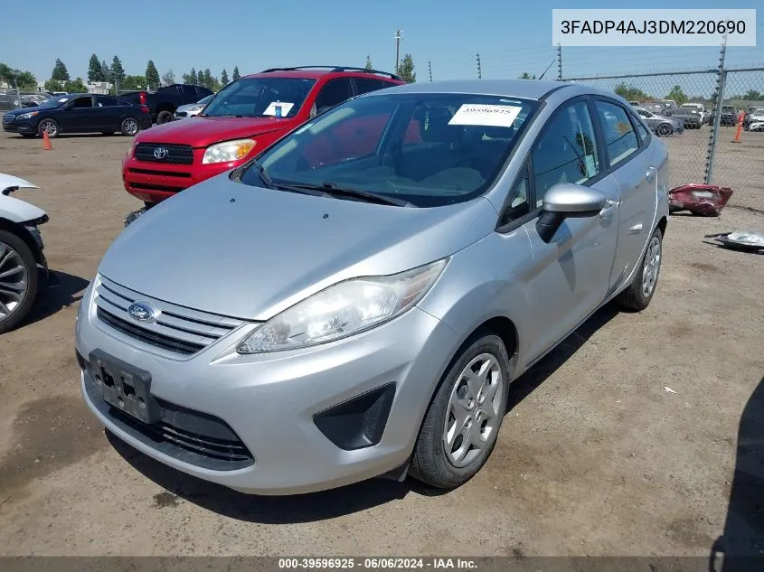 2013 Ford Fiesta S VIN: 3FADP4AJ3DM220690 Lot: 39596925