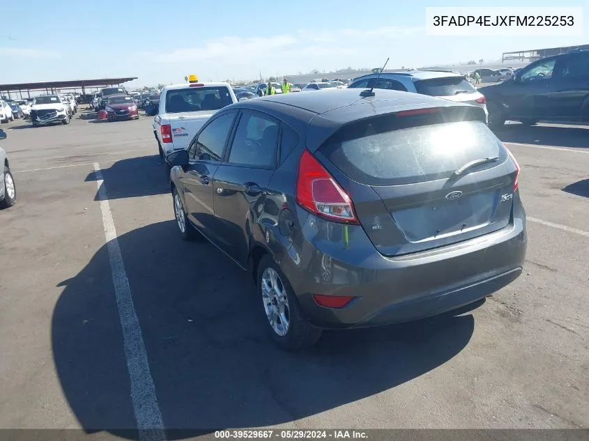 3FADP4EJXFM225253 2015 Ford Fiesta Se