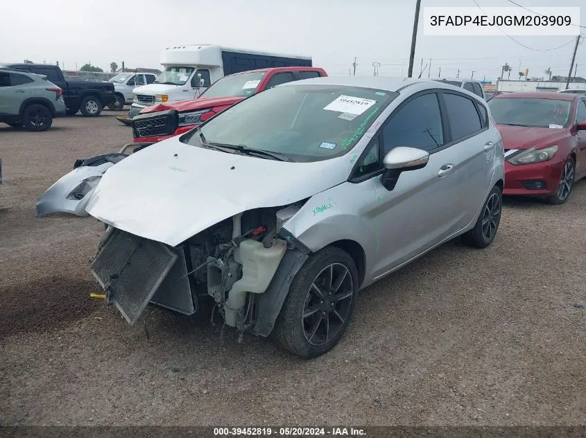 3FADP4EJ0GM203909 2016 Ford Fiesta Se