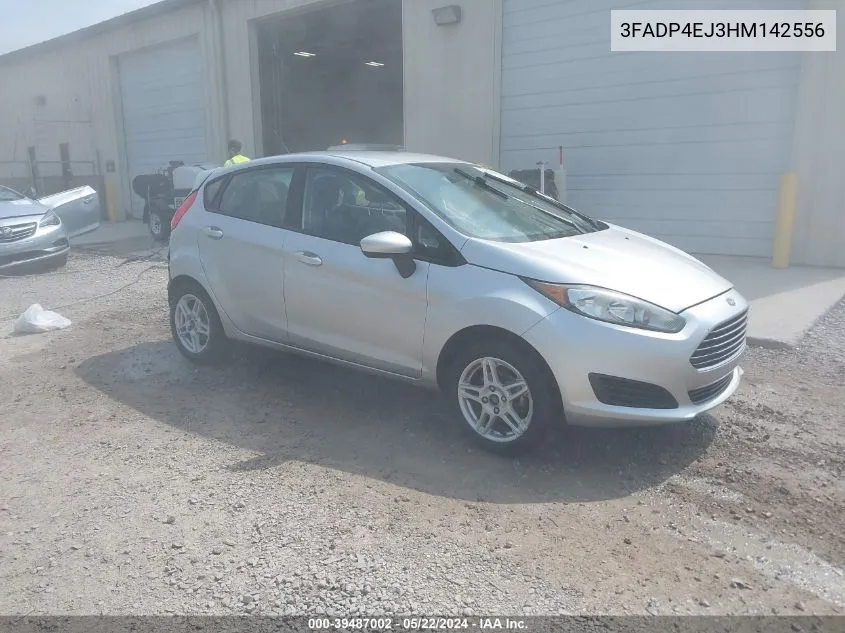 3FADP4EJ3HM142556 2017 Ford Fiesta Se