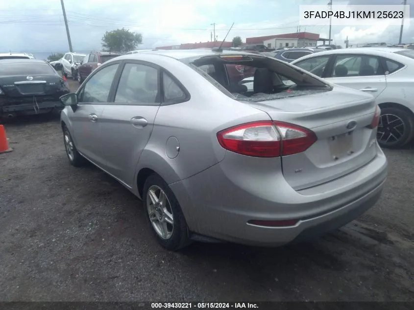 3FADP4BJ1KM125623 2019 Ford Fiesta Se