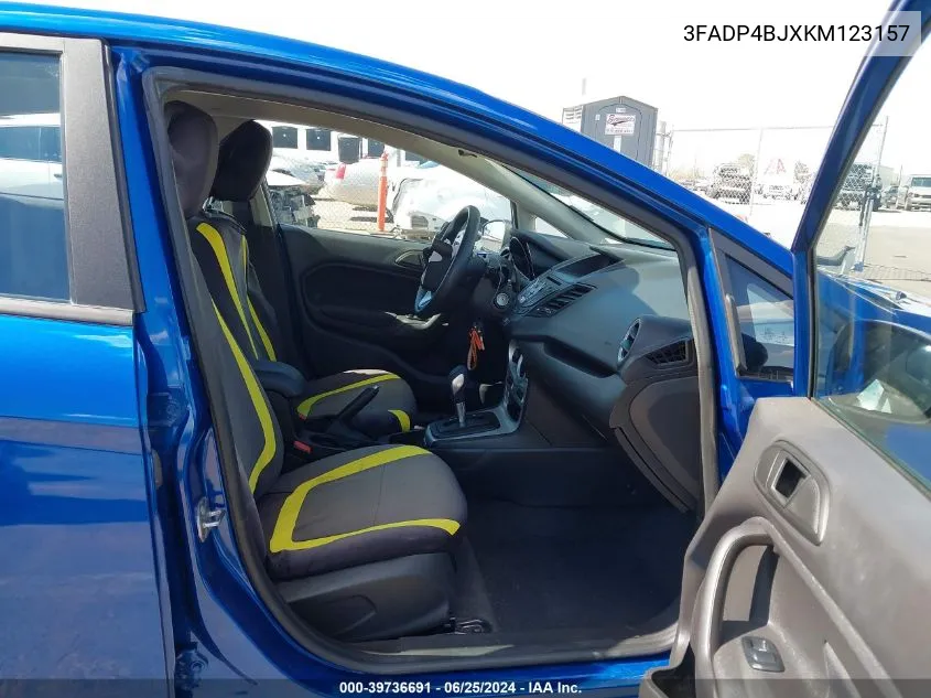 3FADP4BJXKM123157 2019 Ford Fiesta Se