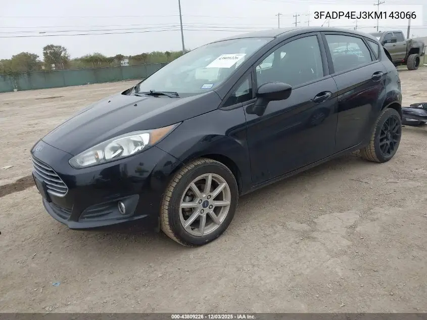 3FADP4EJ3KM143066 2019 Ford Fiesta Se