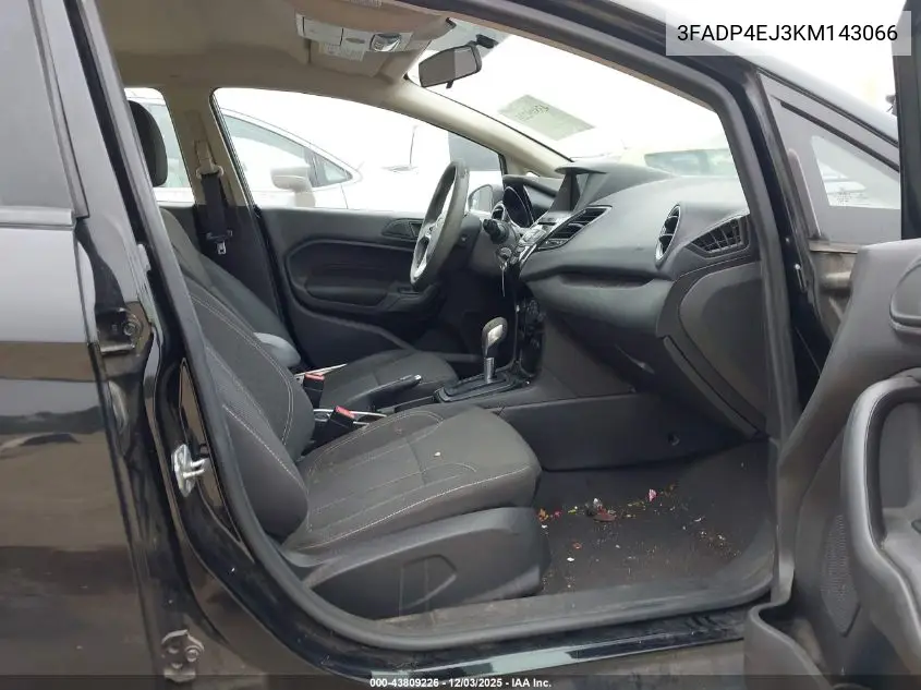 3FADP4EJ3KM143066 2019 Ford Fiesta Se
