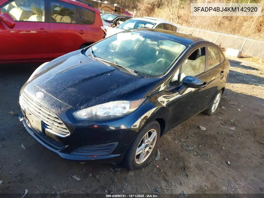 3FADP4BJ4KM142920 2019 Ford Fiesta Se