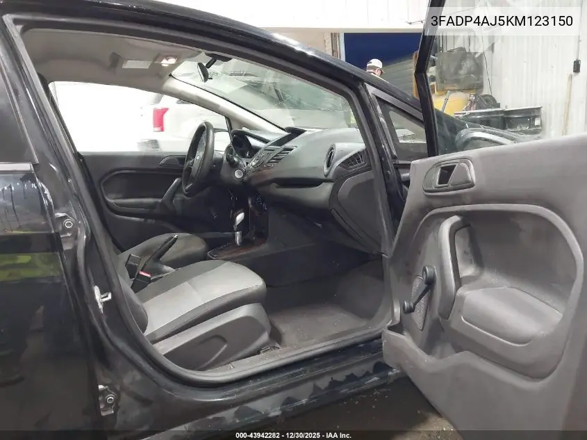3FADP4AJ5KM123150 2019 Ford Fiesta S