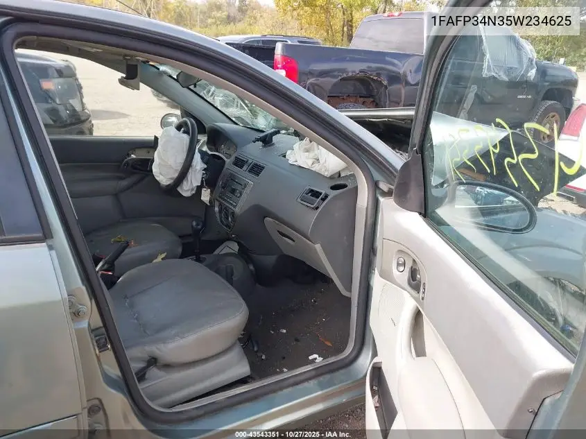 1FAFP34N35W234625 2005 Ford Focus Zx4