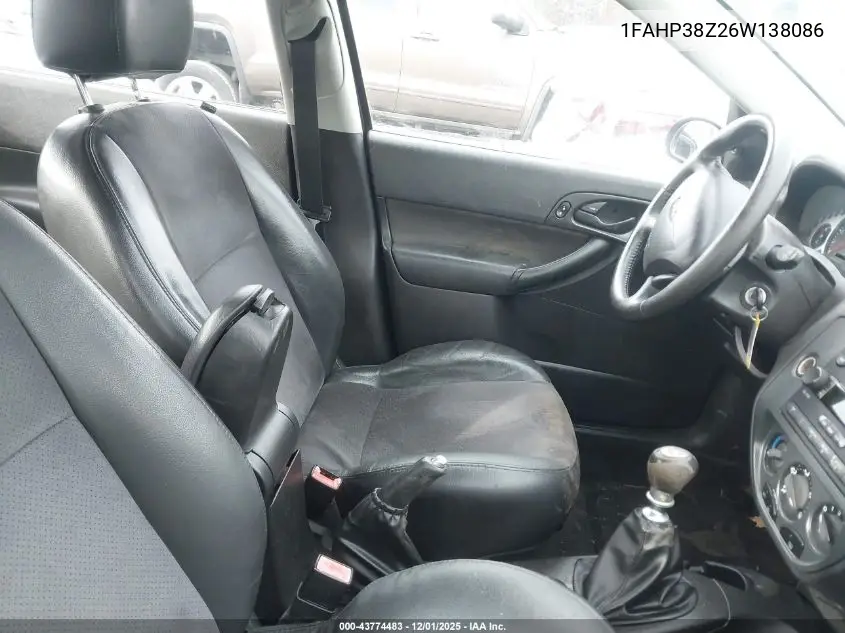 1FAHP38Z26W138086 2006 Ford Focus Zx4