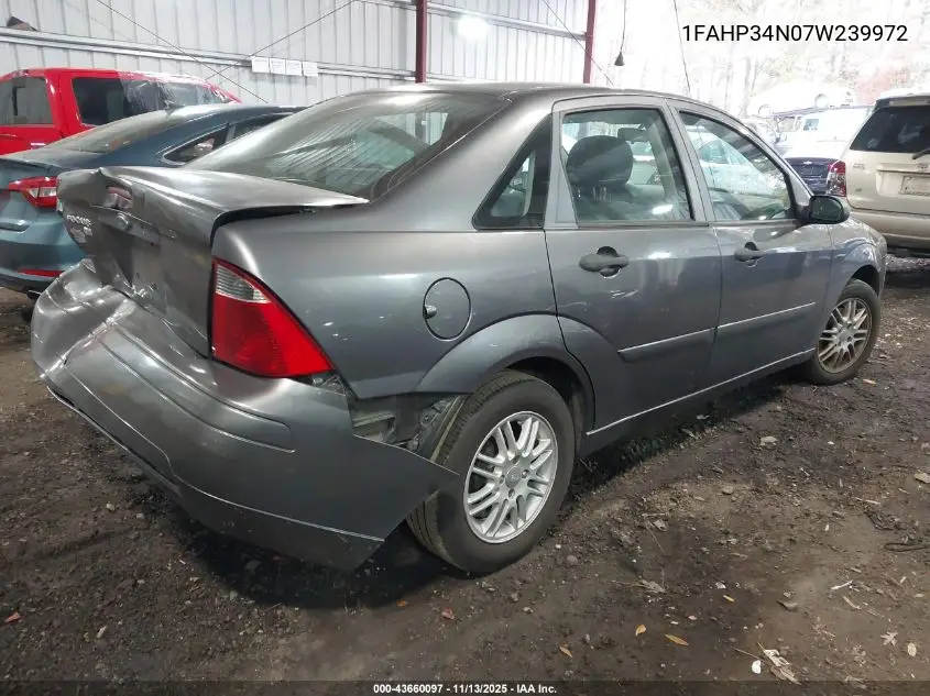 1FAHP34N07W239972 2007 Ford Focus S/Se/Ses