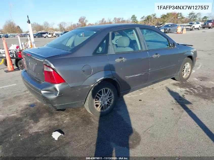 1FAFP34NX7W127557 2007 Ford Focus S/Se/Ses