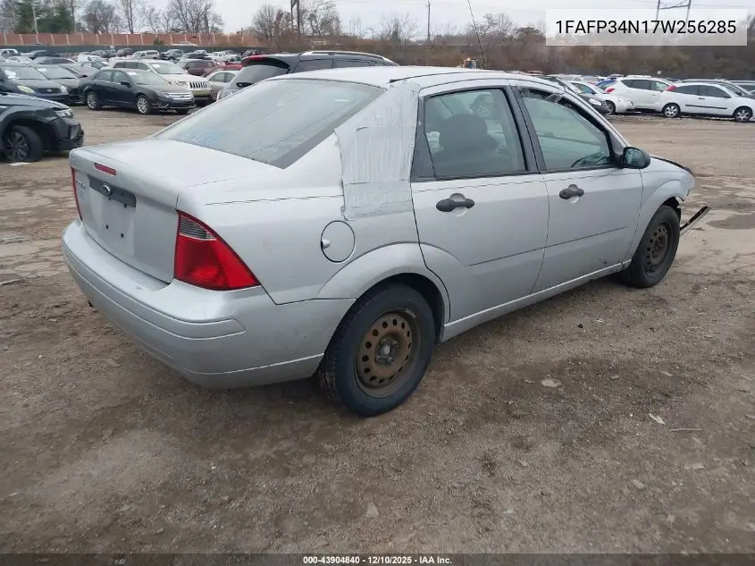 1FAFP34N17W256285 2007 Ford Focus S/Se/Ses