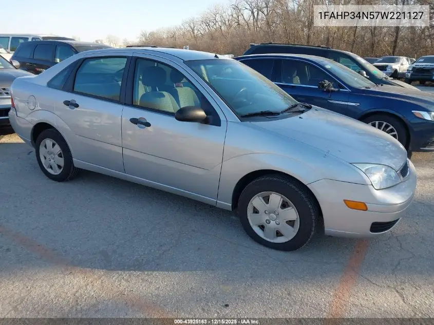 1FAHP34N57W221127 2007 Ford Focus S/Se/Ses