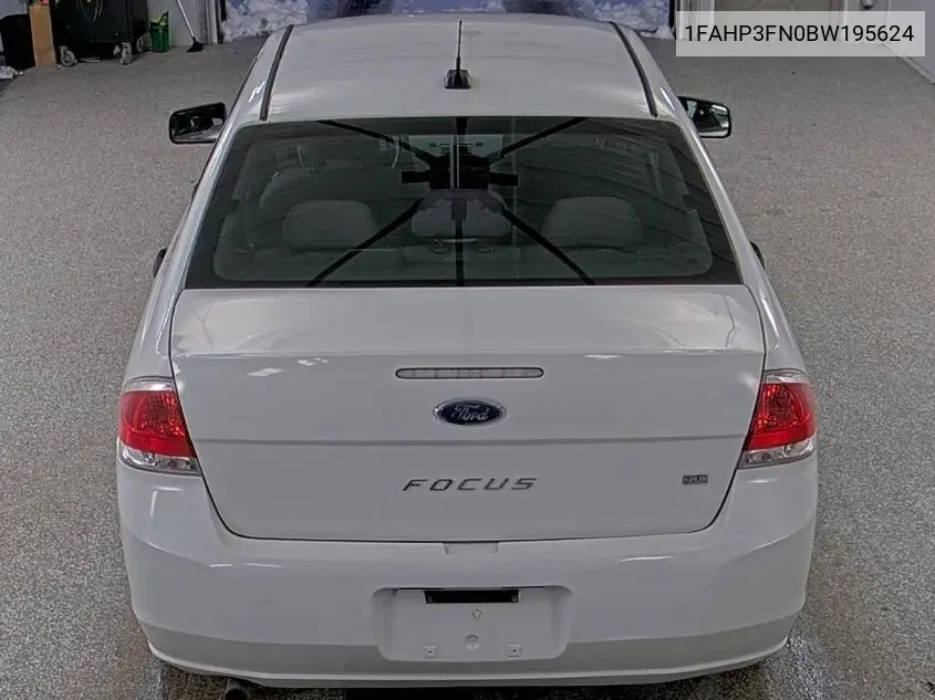 1FAHP3FN0BW195624 2011 Ford Focus Se