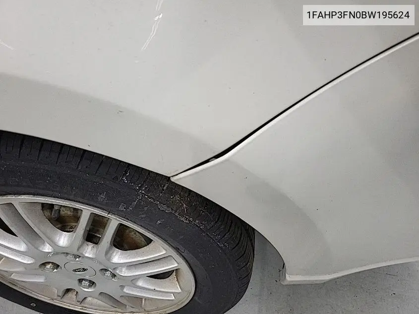 1FAHP3FN0BW195624 2011 Ford Focus Se