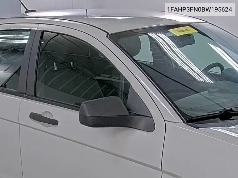 1FAHP3FN0BW195624 2011 Ford Focus Se