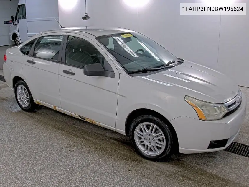 1FAHP3FN0BW195624 2011 Ford Focus Se