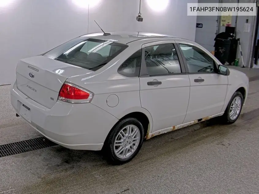 1FAHP3FN0BW195624 2011 Ford Focus Se