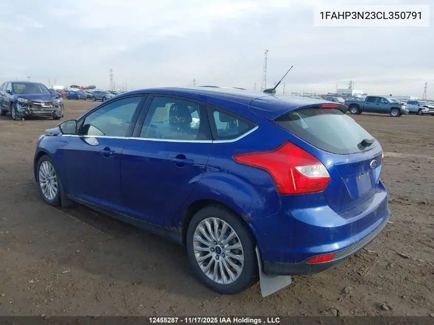 1FAHP3N23CL350791 2012 Ford Focus Titanium