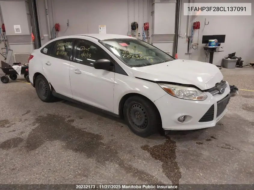 1FAHP3F28CL137091 2012 Ford Focus Se