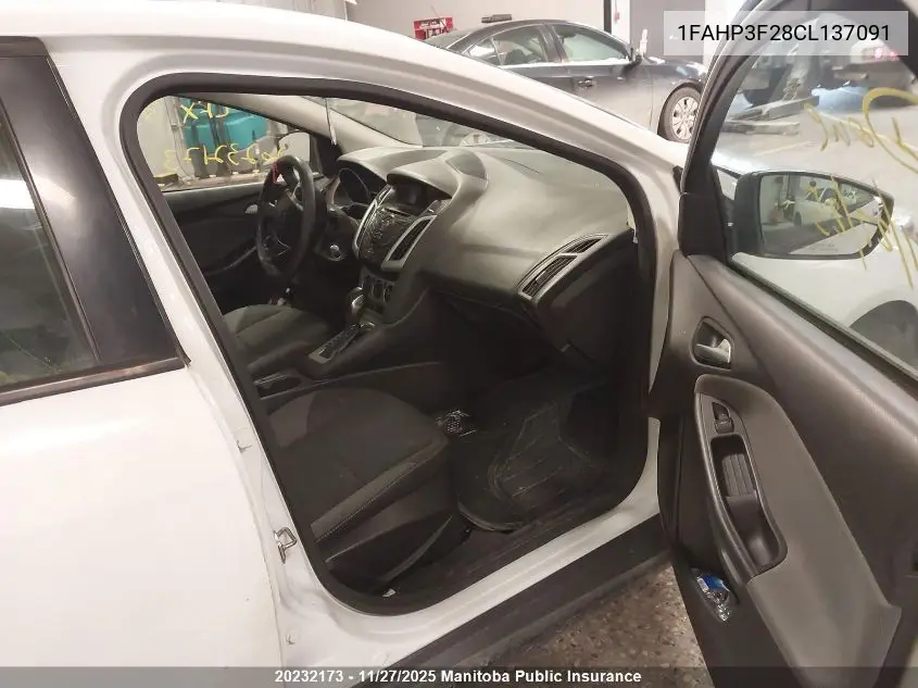 1FAHP3F28CL137091 2012 Ford Focus Se
