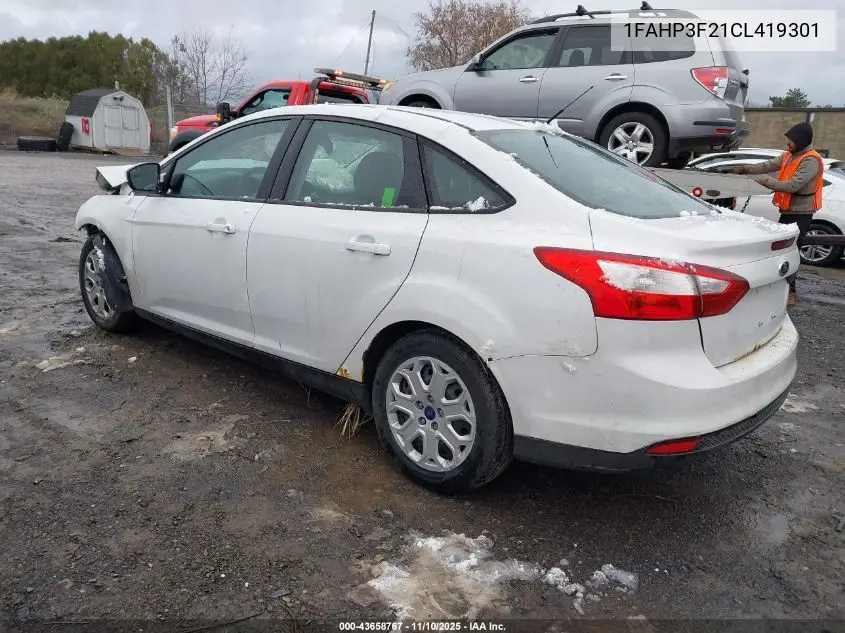 1FAHP3F21CL419301 2012 Ford Focus Se