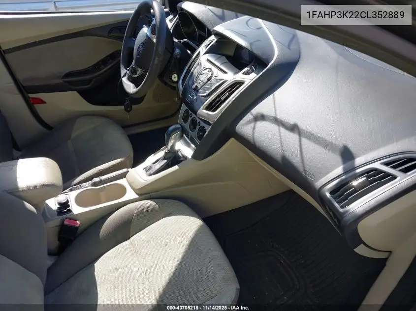 1FAHP3K22CL352889 2012 Ford Focus Se