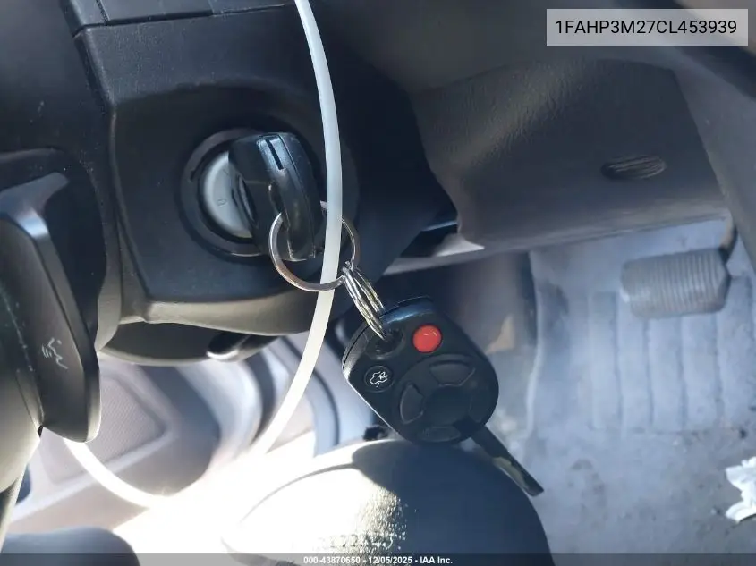 1FAHP3M27CL453939 2012 Ford Focus Sel