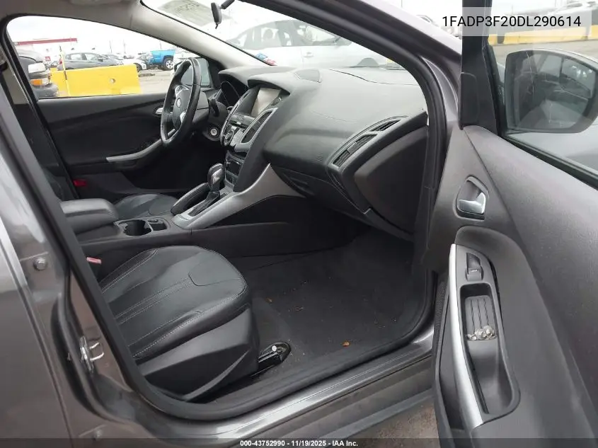 1FADP3F20DL290614 2013 Ford Focus Se