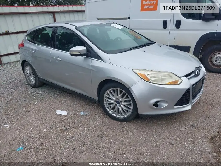 1FADP3N25DL271509 2013 Ford Focus Titanium