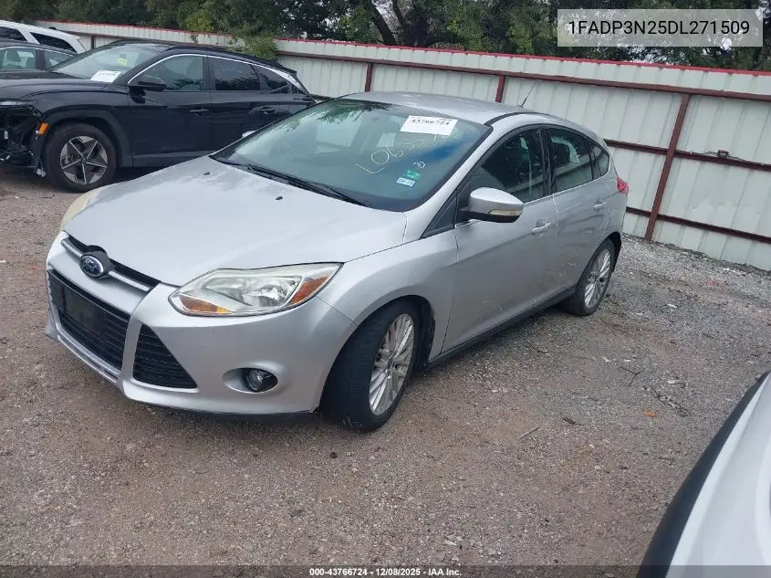1FADP3N25DL271509 2013 Ford Focus Titanium