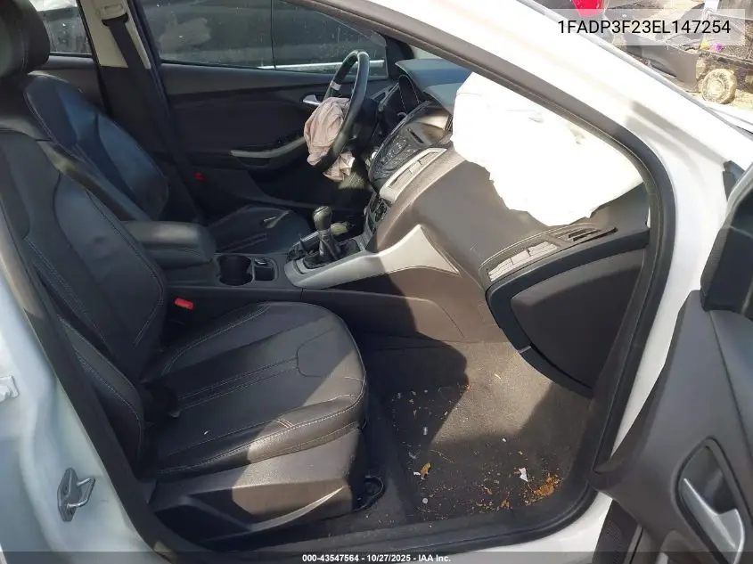1FADP3F23EL147254 2014 Ford Focus Se