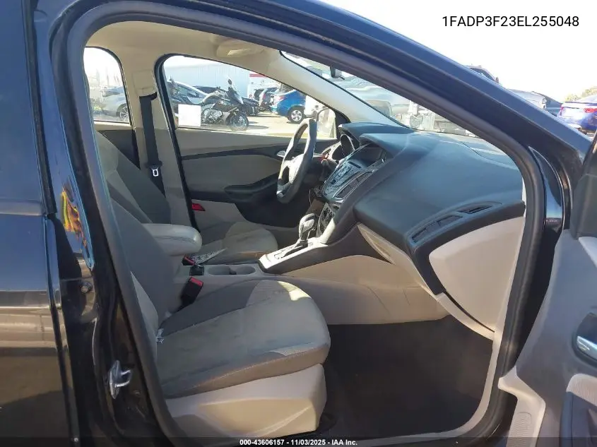 1FADP3F23EL255048 2014 Ford Focus Se