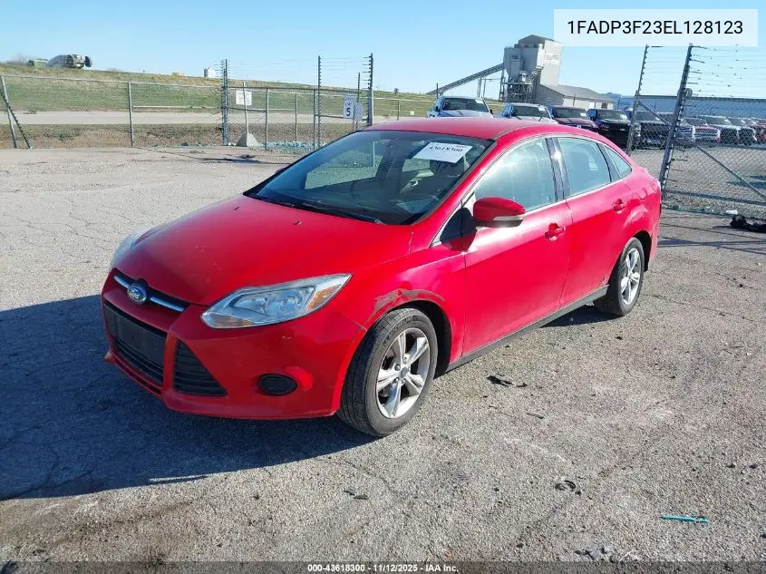1FADP3F23EL128123 2014 Ford Focus Se