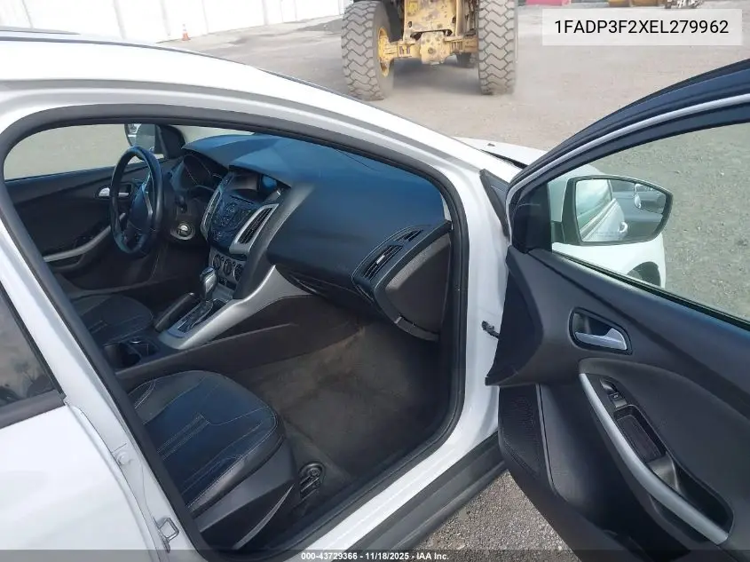 1FADP3F2XEL279962 2014 Ford Focus Se