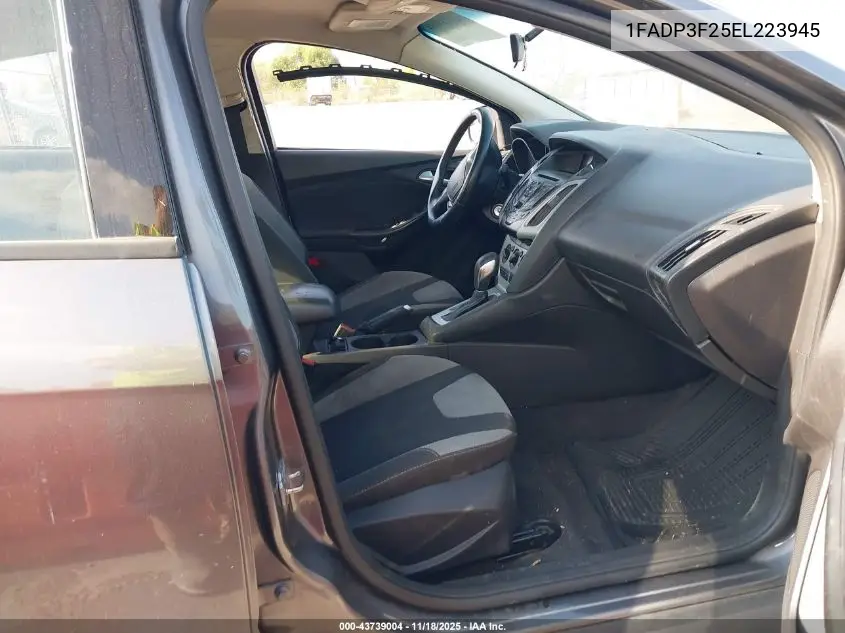 1FADP3F25EL223945 2014 Ford Focus Se