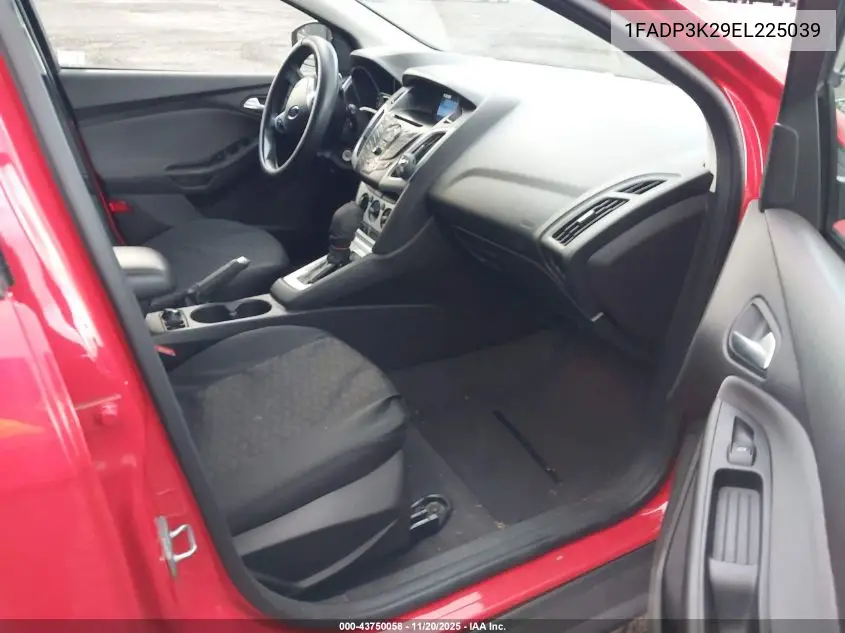 1FADP3K29EL225039 2014 Ford Focus Se