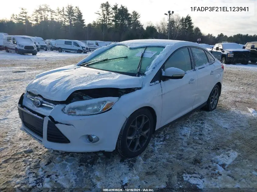 1FADP3F21EL123941 2014 Ford Focus Se