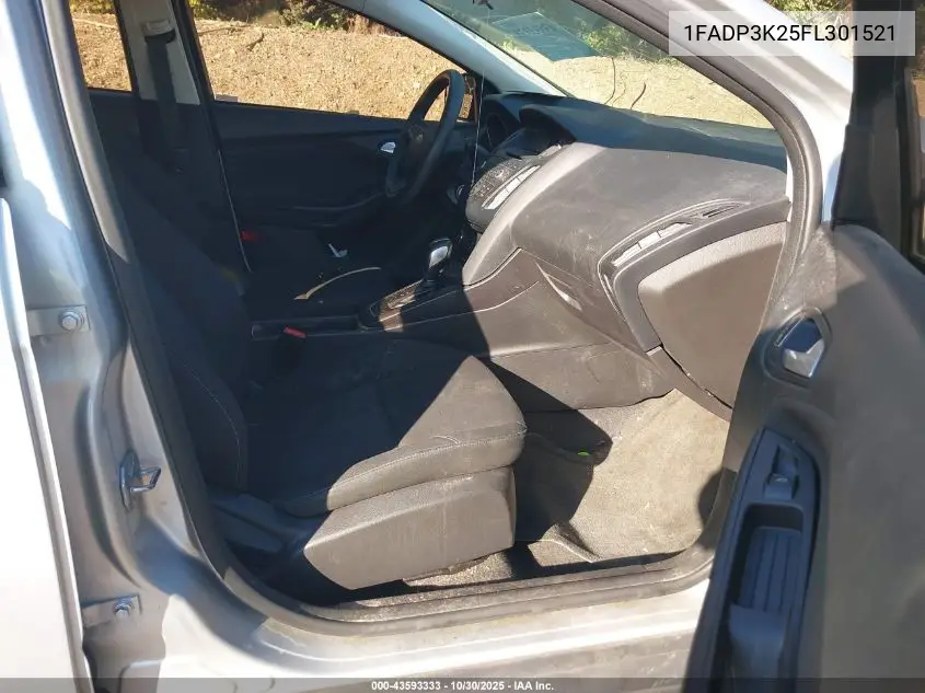 1FADP3K25FL301521 2015 Ford Focus Se