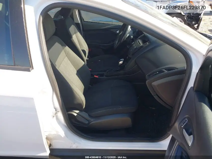 1FADP3F26FL229870 2015 Ford Focus Se