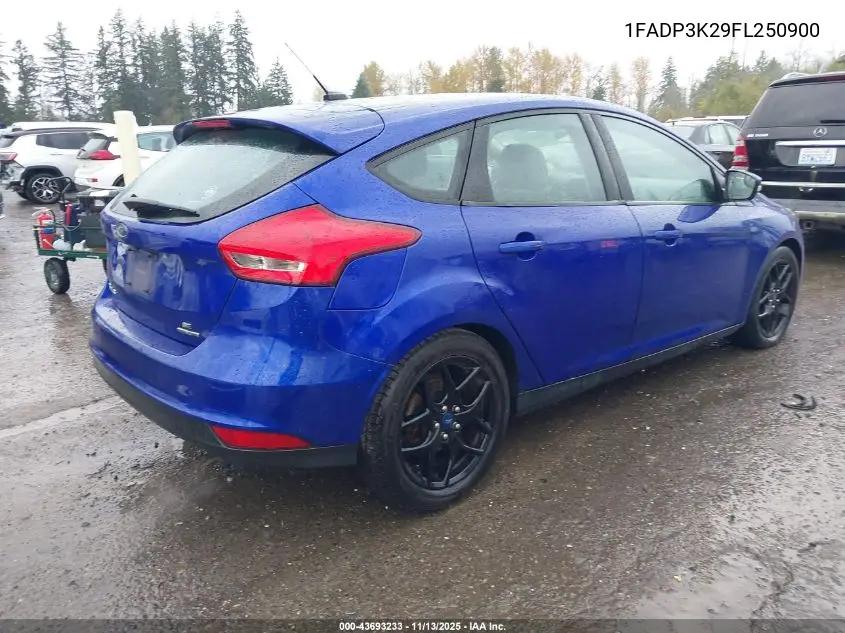 1FADP3K29FL250900 2015 Ford Focus Se