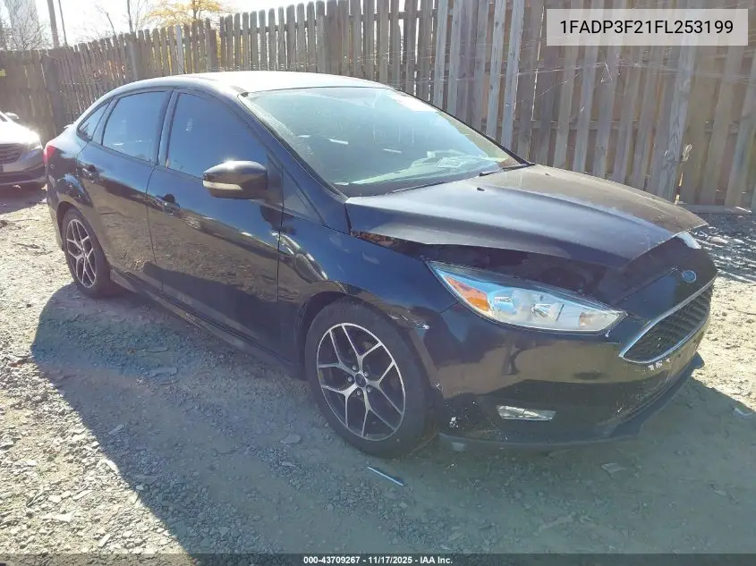 1FADP3F21FL253199 2015 Ford Focus Se