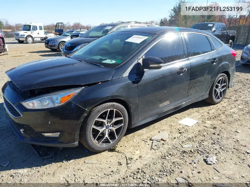 1FADP3F21FL253199 2015 Ford Focus Se