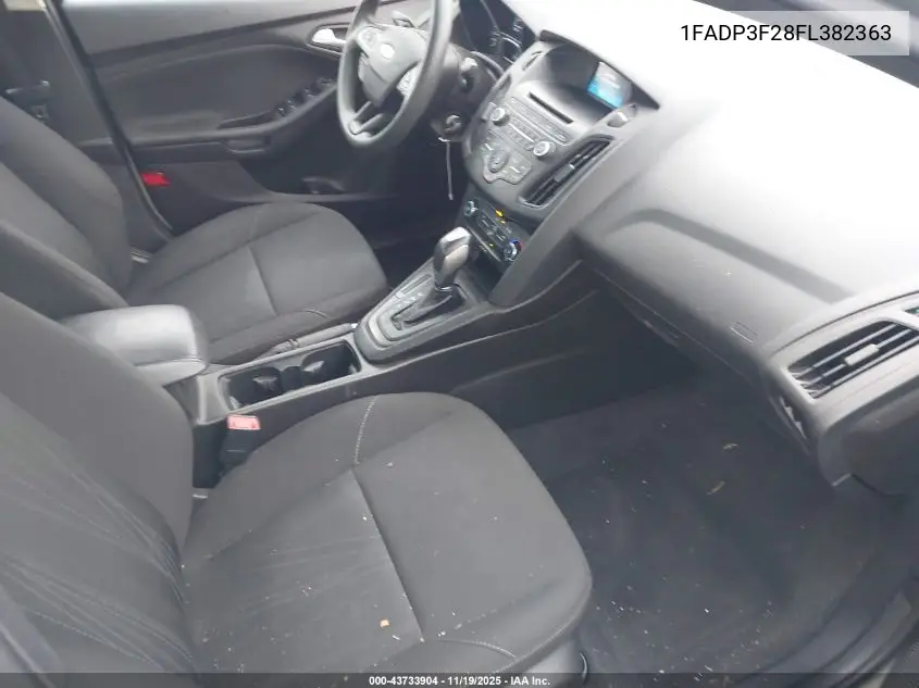 1FADP3F28FL382363 2015 Ford Focus Se