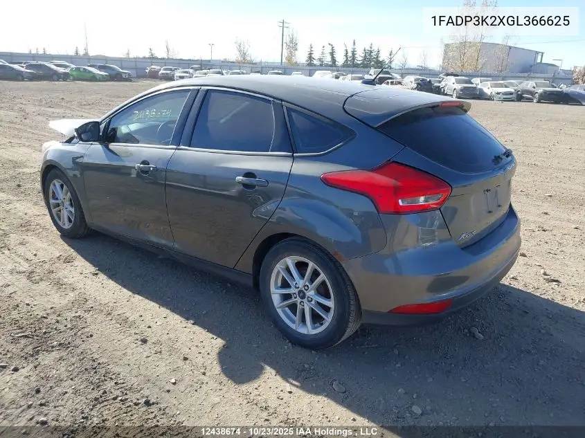 1FADP3K2XGL366625 2016 Ford Focus Se