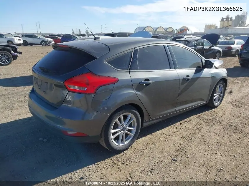 1FADP3K2XGL366625 2016 Ford Focus Se